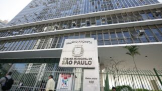 A Câmara Municipal de São Paulo é composta por 55 cadeiras, distribuídas entre os candidatos mais votados