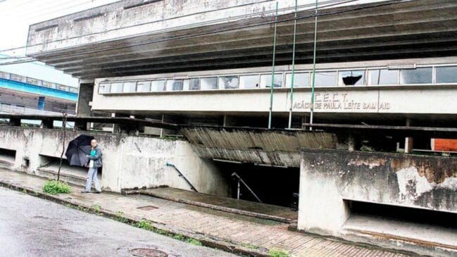 A carta cobra, com urgência, a recuperação do prédio, é incisiva que os órgãos municipais não preservam o bem