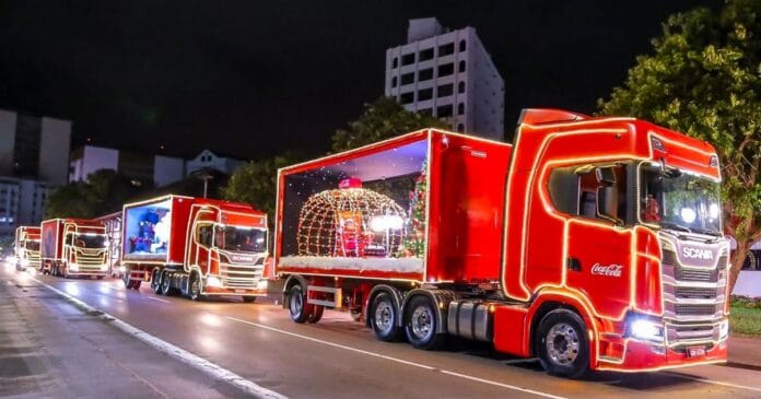 Caravana de Natal da Coca-Cola passará por Santos no próximo dia 26