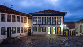 Ao visitar Diamantina, os turistas podem explorar o Centro Histórico
