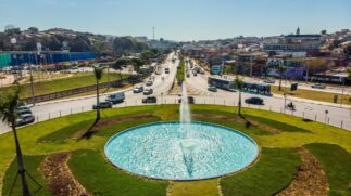 Além de "cidade da esperança", Itapevi também é popularmente chamada de "cidade dos telhados novos" e "cidade das rosas"