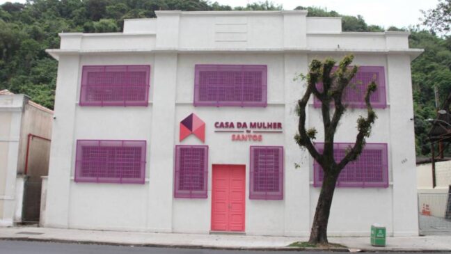 O edifício conta com 700m² de área total e sua obra já está na reta final