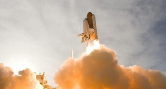 Lançamento de foguete feito pela Nasa