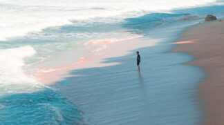 A Praia do Camburi é considerada selvagem e não indicada para iniciantes / Foto ilustrativa