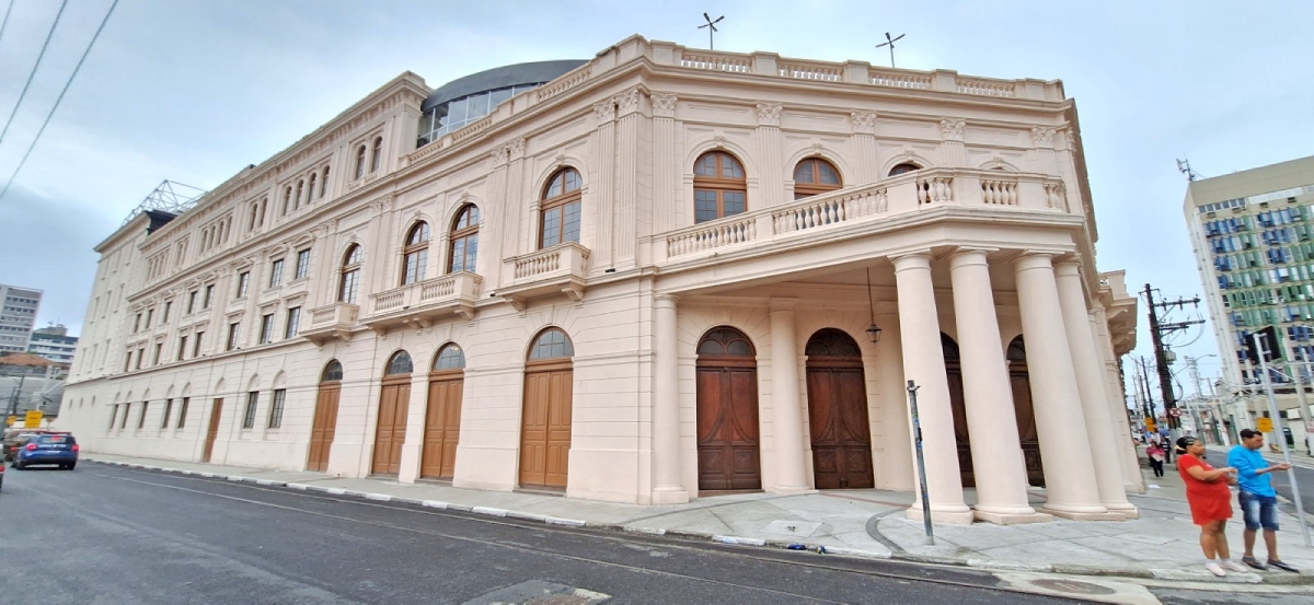 Segundo o MP, a Procuradoria-Geral do Município (PGM) alertou, mais de uma vez, Beto Mansur, João Paulo Tavares Papa e os engenheiros da Prefeitura que os 21 aditamentos