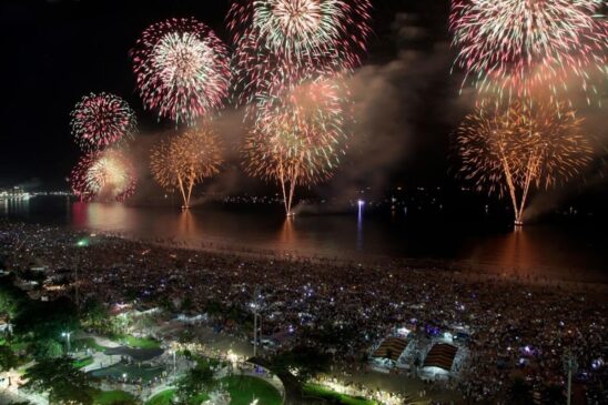Ilha das Palmas tem uma vista privilegiada para a queima de fogos de Santos