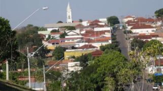 A cidade também é conhecida por seus talentos locais, como o jogador de futebol Eronides de Souza