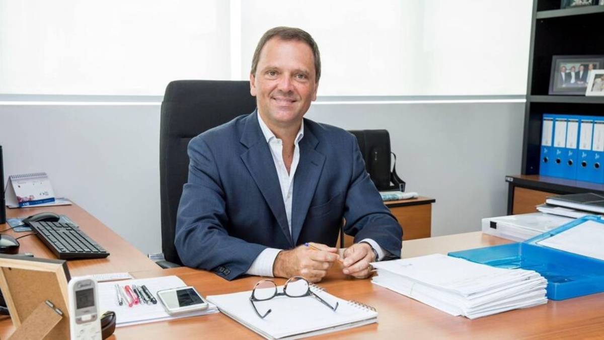 O advogado Ricardo Vita Porto confirma que, até lá, o futuro presidente a ser eleito pela Câmara ocupará interinamente o cargo de prefeito