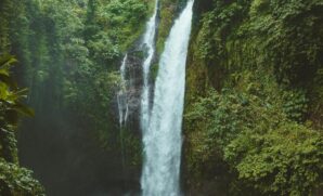 O acesso à cachoeira é proibido pelo Governo de SP / Foto meramente ilustrativa