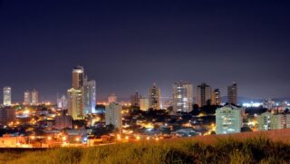 Reconhecida como uma das cidades com melhor qualidade de vida no estado