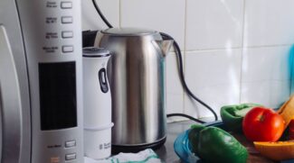 A maresia é um pesadelo para quem mora ou tem casa perto das praias