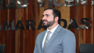 Prefeito reeleito de São Vicente, Kayo Amado