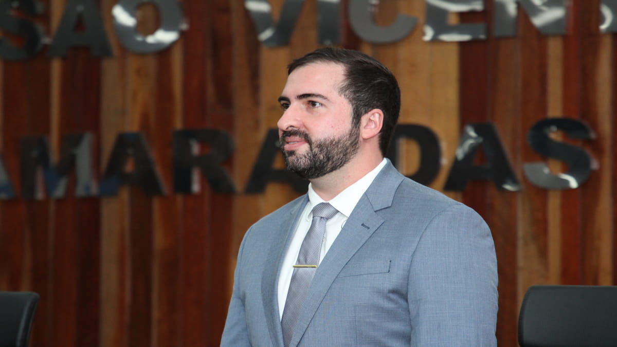 Prefeito reeleito de São Vicente, Kayo Amado (Podemos)