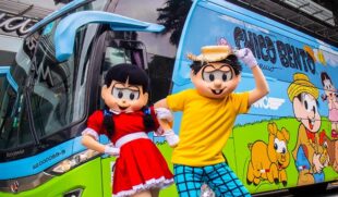 No total serão três ônibus temáticos do Chico Bento circulando pelo Brasil
