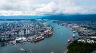 A expansão do Porto de Santos em mais 12,6 milhões de metros quadrados foi anunciada em 2024