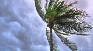 Temporais se aproximam do litoral de SP