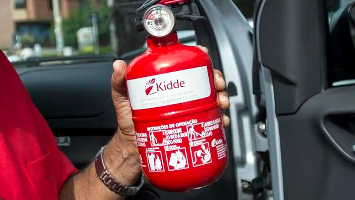 A multa para quem for flagrado descumprindo as normas de uso dos extintores é de R$ 195,23
