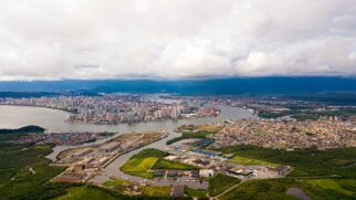 Santos se consolidou como o maior complexo portuário do País, quebrando recordes consecutivos