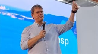 Ainda há quem diga que o governador (Tarcísio) é maravilhoso