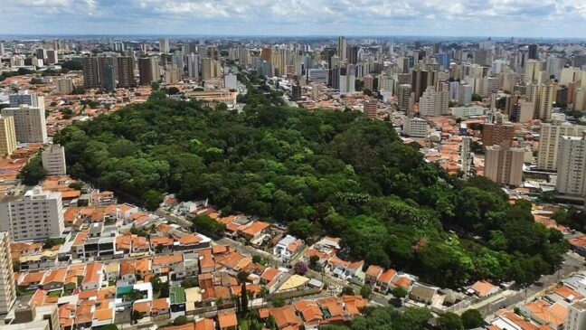 A cidade arrecadou R$ 37,169 bilhões, entrando no top 10 do Brasil