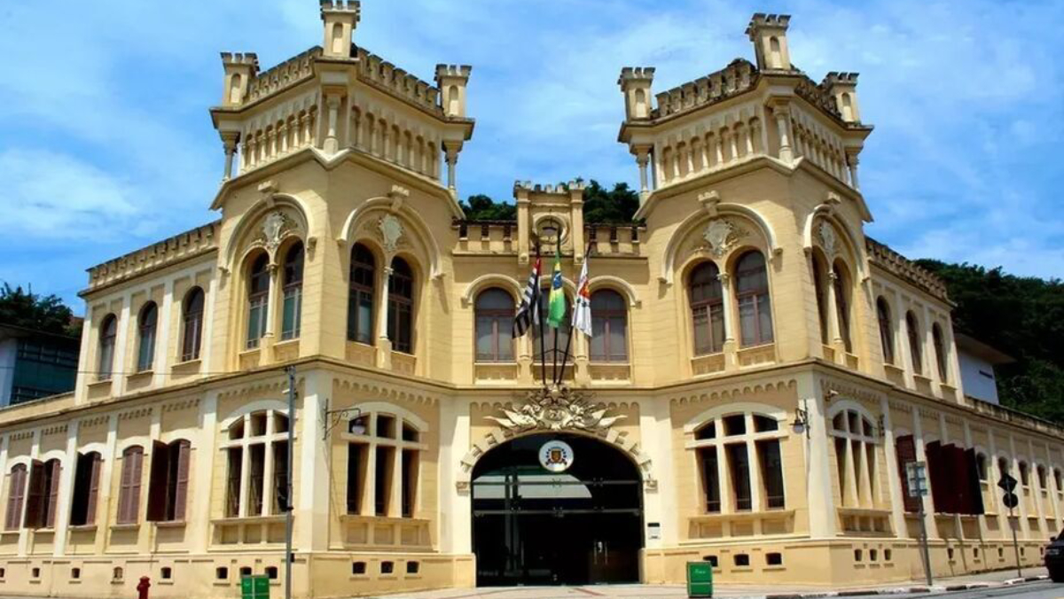 A liminar foi concedida dentro da Ação Civil Pública