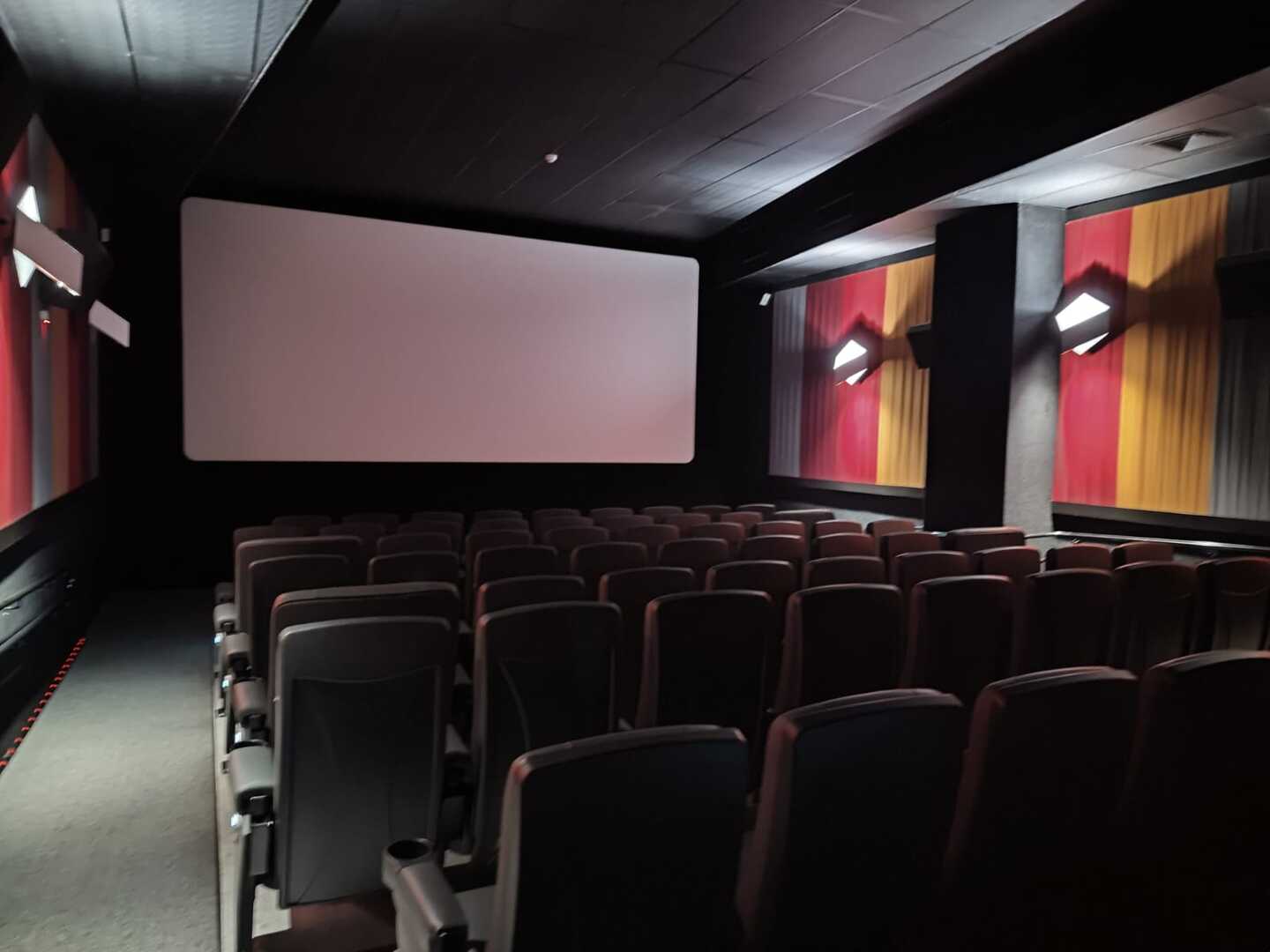 O cinema conta com quatro salas (Gabriel Fernandes/DL)