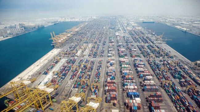DP World está ofertando diversas vagas de emprego