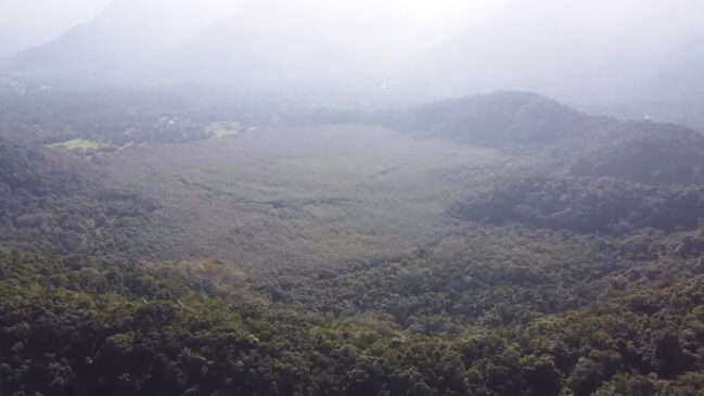 Cratera, muito provavelmente aberta por um meteoro no Litoral de SP, é investigada pelo Inpe