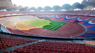 É utilizado principalmente pela Seleção Norte Coreana de Futebol e famoso por hospedar o Festival Arirang entre os meses de agosto e setembro