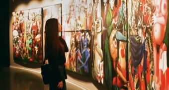 Médicos receitam museus e teatros aos pacientes