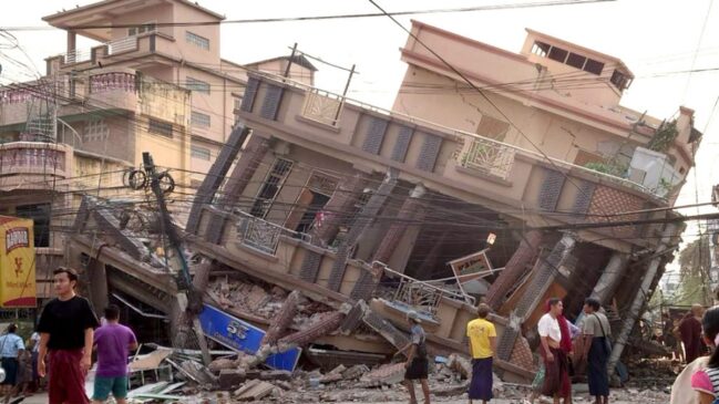 Magnitude de 7,7 coloca país em alerta; especialistas avaliam impactos e perigos
