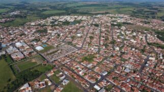 Urupês abriga cerca de 50 fábricas de jeans em plena atividade
