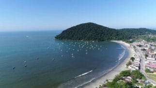 Praia do Perequê, em Guarujá, é a mais poluída do Litoral de SP