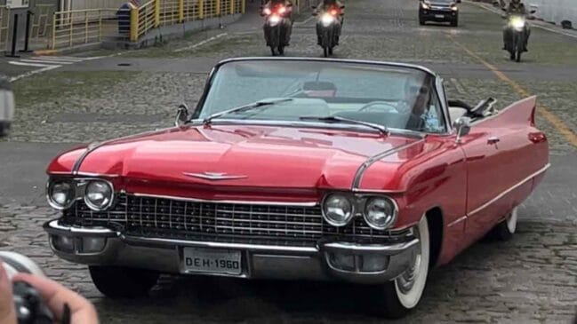 Carro se tornou uma marca do artista