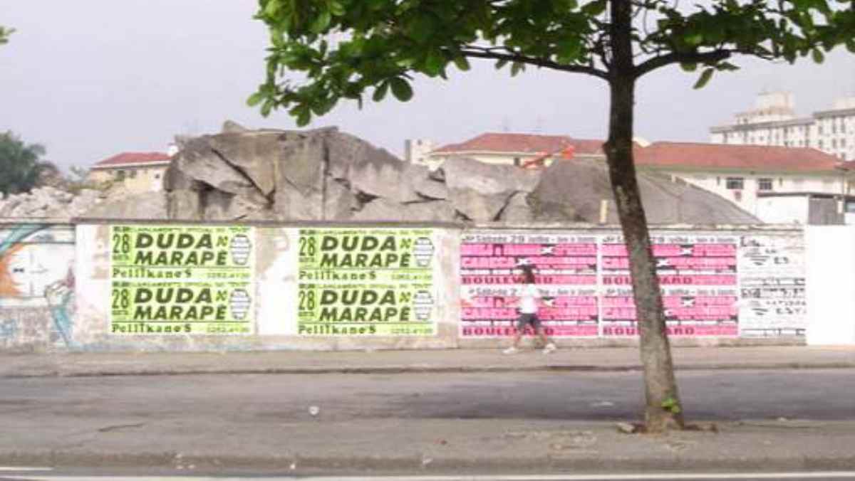 Estamos falando do Morro do Lima, que ficava localizado no bairro Vila Mathias/Waldir Rueda