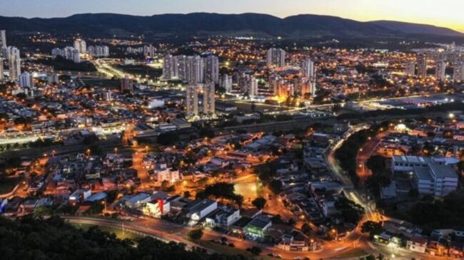 A apenas 60 quilômetros da capital, Jundiaí é conhecida por oferecer qualidade de vida