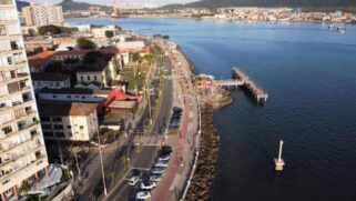 A Ponta da Praia, localizada em Santos, vem enfrentando o problema gradativamente