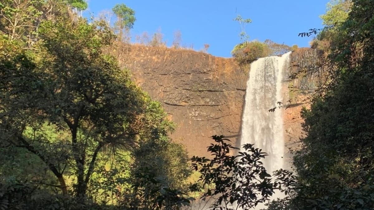Cachoeira das Irmãs (ou Cachoeira das Freiras), é um dos principais pontos da cidade