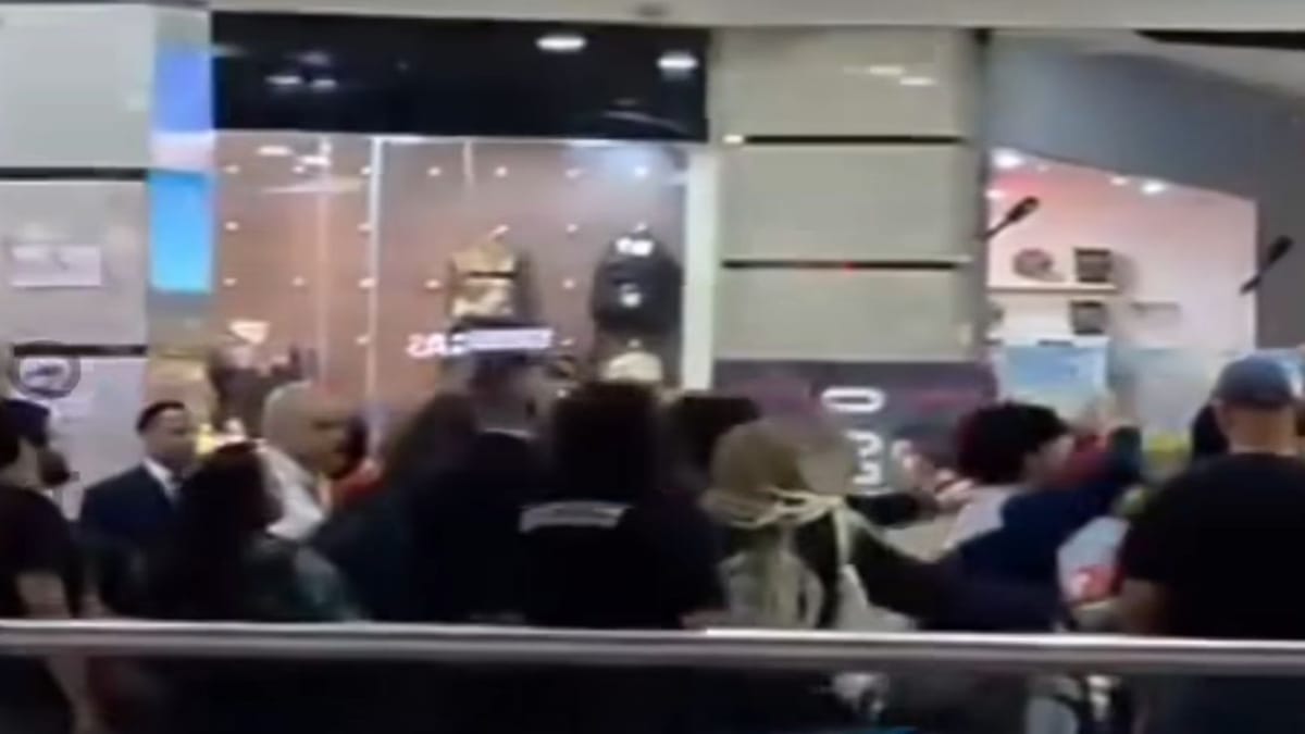 Ação aconteceu em shopping do litoral