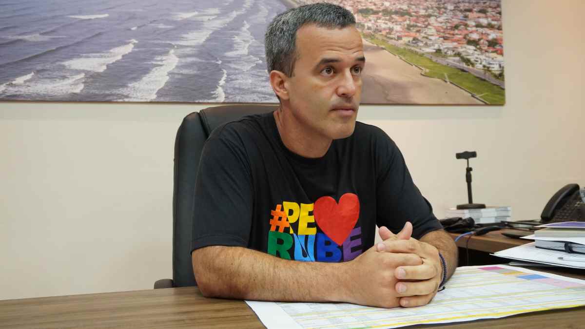 Felipe cita ainda algumas obras de revitalização nos principais pontos turísticos da Cidade, os avanços na área da segurança e os serviços para evitar o avanço do mar