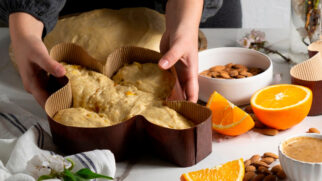 Você já olhou pra uma colomba pascal e pensou "ué, isso aqui não é um panetone que caiu?"