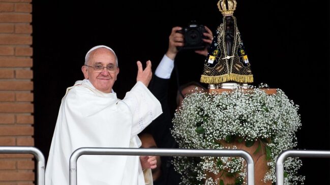 Papa Francisco visitou o Brasil em 2013