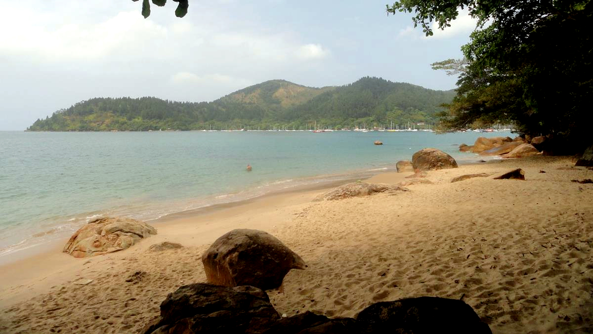 Ubatuba tem no turismo seu principal pilar econômico / Divulgação/PMU