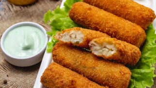 Entre tantas receitas com o peixe, o bolinho de bacalhau se destaca pela praticidade, sabor e valor afetivo.