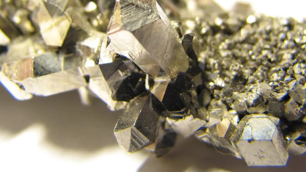 O município é responsável por grande parte da produção mundial de nióbio