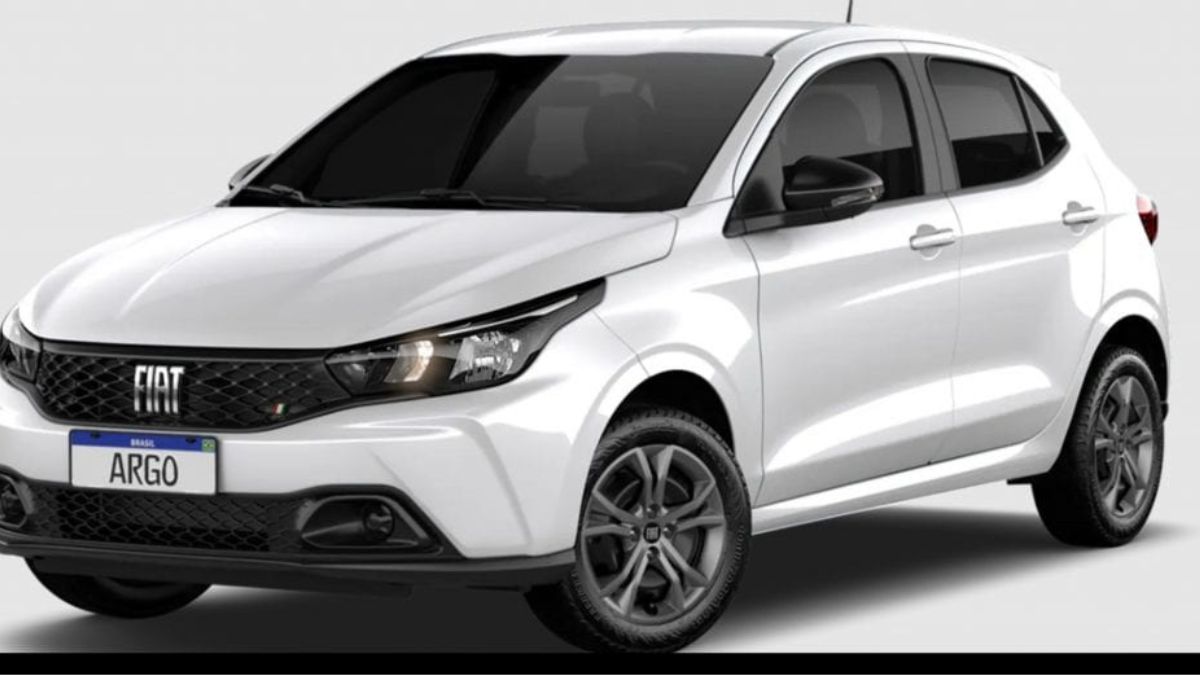 Fiat Argo é o segundo modelo fabricado no Stellantis a aparecer / Divulgação/Fiat