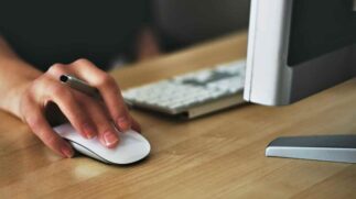 Em resumo, a proposta divide a semana em quatro dias úteis de trabalho e três dias destinados ao descanso ou lazer
