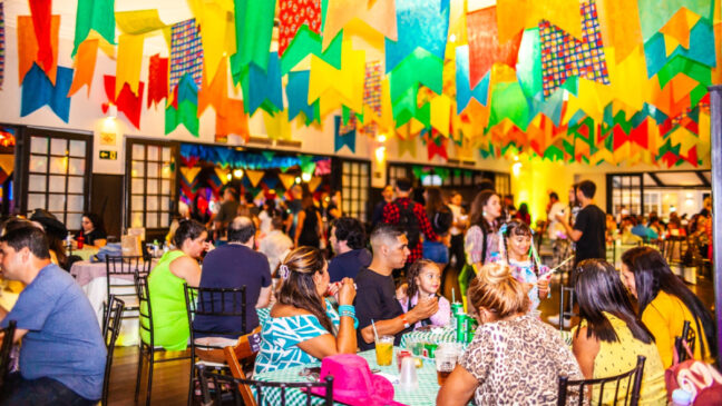A festa será realizada das 18h às 23h às sextas-feiras, e das 12h às 23h aos sábados e domingos