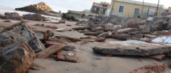 O 'olho do furacão' é a famosa praia de Atafona