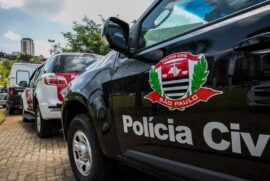 A polícia prendeu um suposto líder do PCC (Primeiro Comando da Capital) em uma ação realizada no Bairro Ponta da Praia em Santos.  